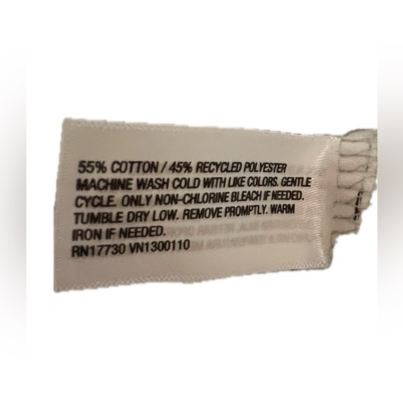 ☄️Any 2 for $10☄️
KT NWTWonderland Women’s Christmas Sweatshirt Size XS - Picture 7 of 11